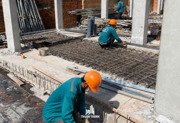 Gia cốp cốp thép bể nước