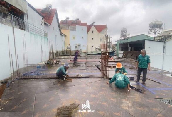 Lắp đặt cốp pha