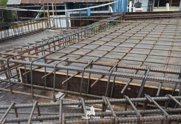 Lắp đặt cốt thép