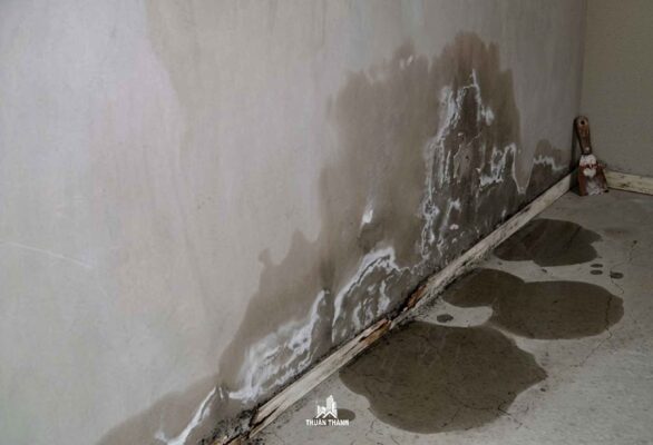 Thấm dột nền móng và chân nền nhà