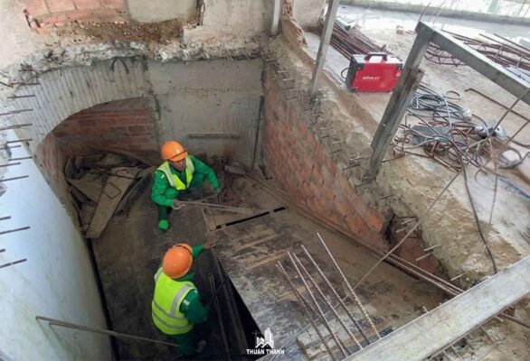 Gia công coppha thang tầng hầm Gia công coppha thang tầng hầm