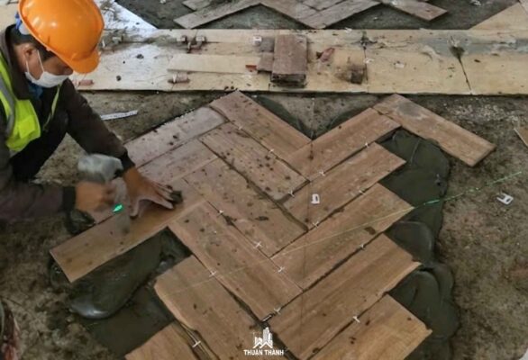 Lát gạch sàn Lát gạch sàn