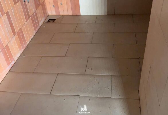 Ốp lát gạch nhà wc